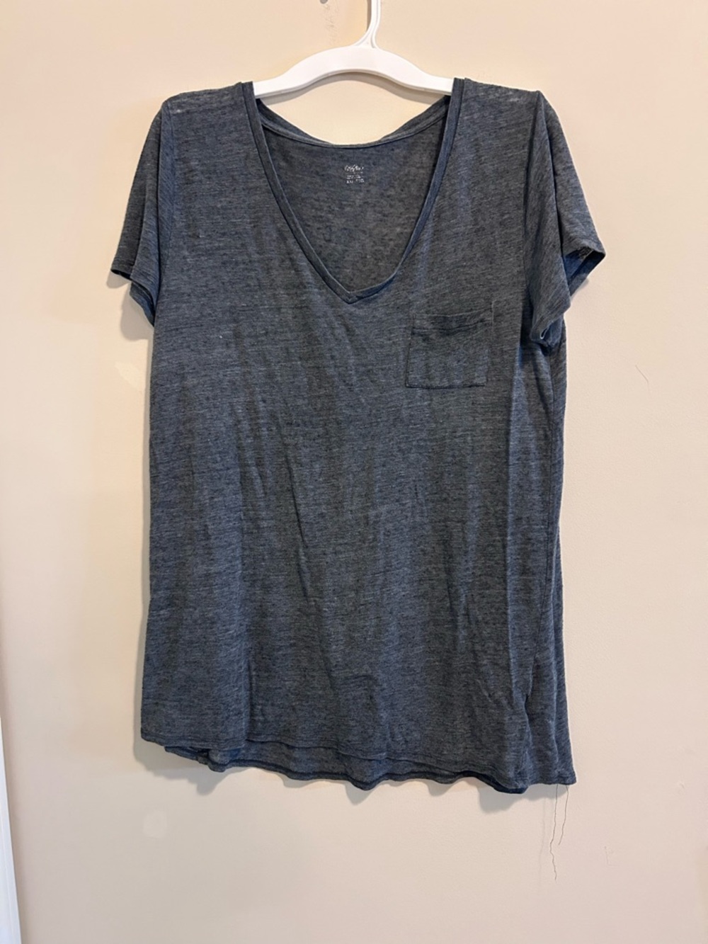 Mossimo Heathered Charcoal V-Neck Pocket Tee